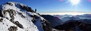 71 Scendendo con attenzione  passando sul treverso innevato 